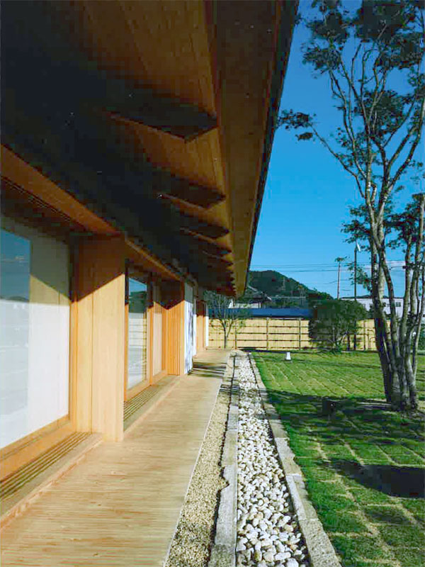 高松の家 縁側